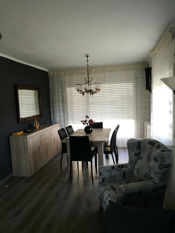 Casa El Serrat Del Tell Сант Пау де Сегуриес Екстериор снимка